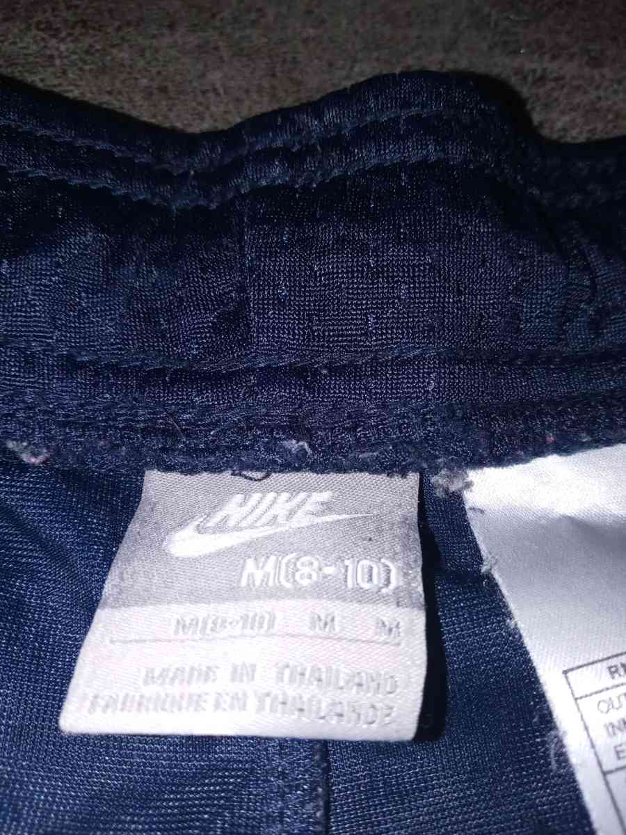 womens Nike shorts medium