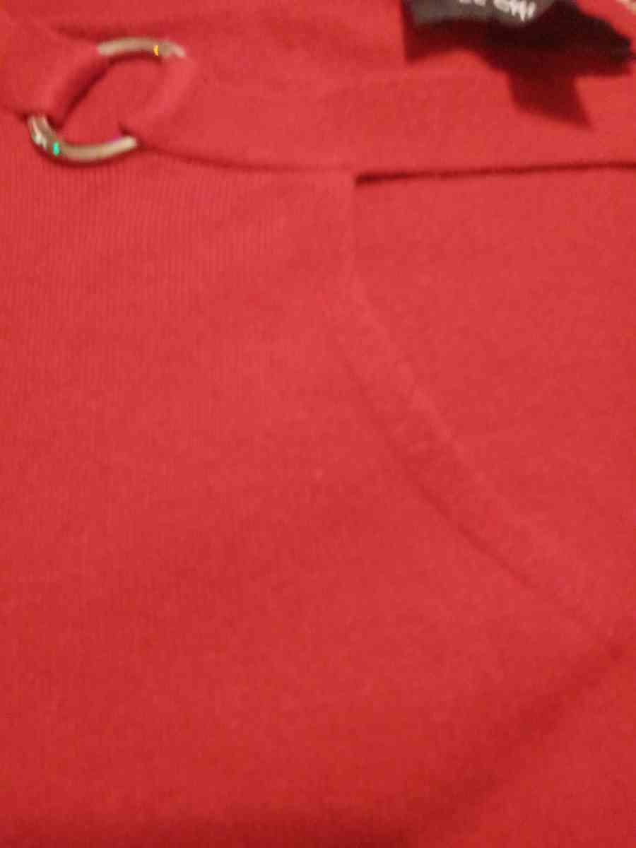 womans red extra large blouse