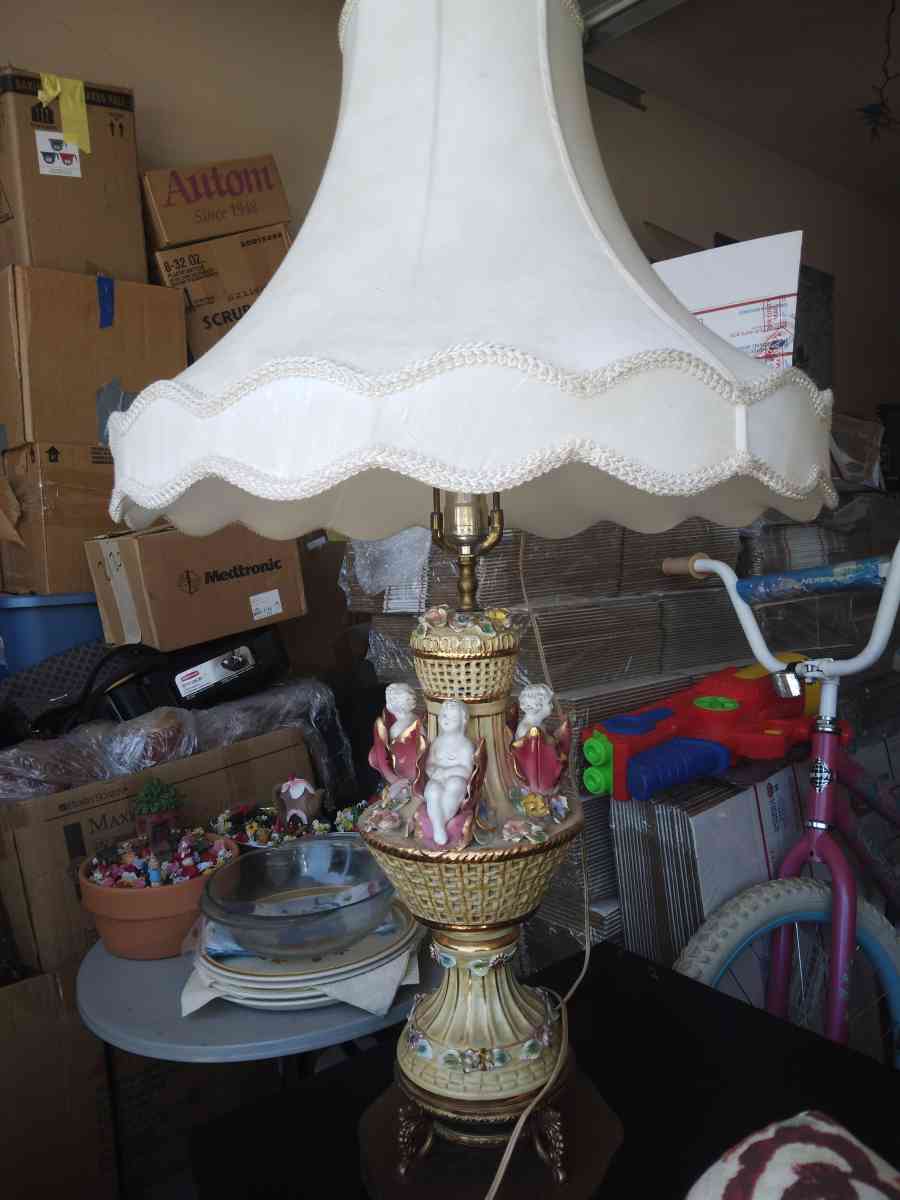 vintage cherub lamp