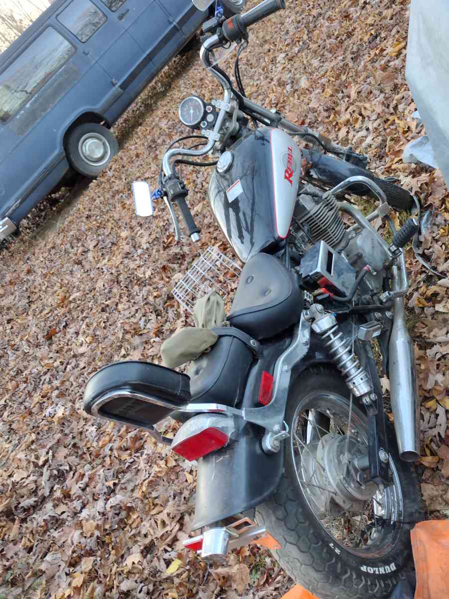 250 Honda rebel needs clutch and some minor work and will ru