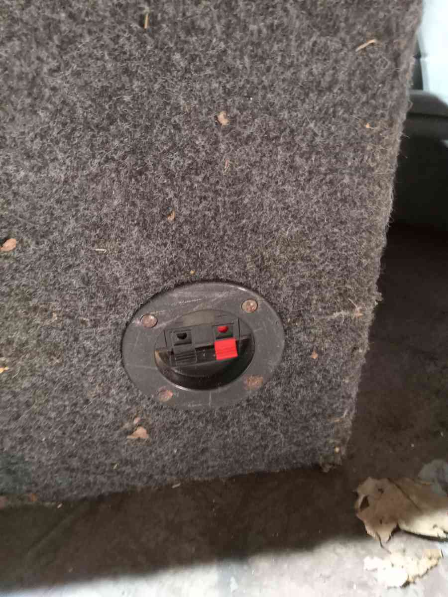 speaker box for 10 inch subs
