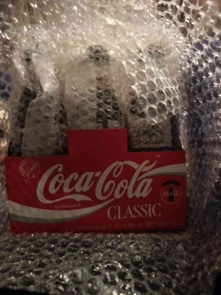 CocaCola 25  cases mint
