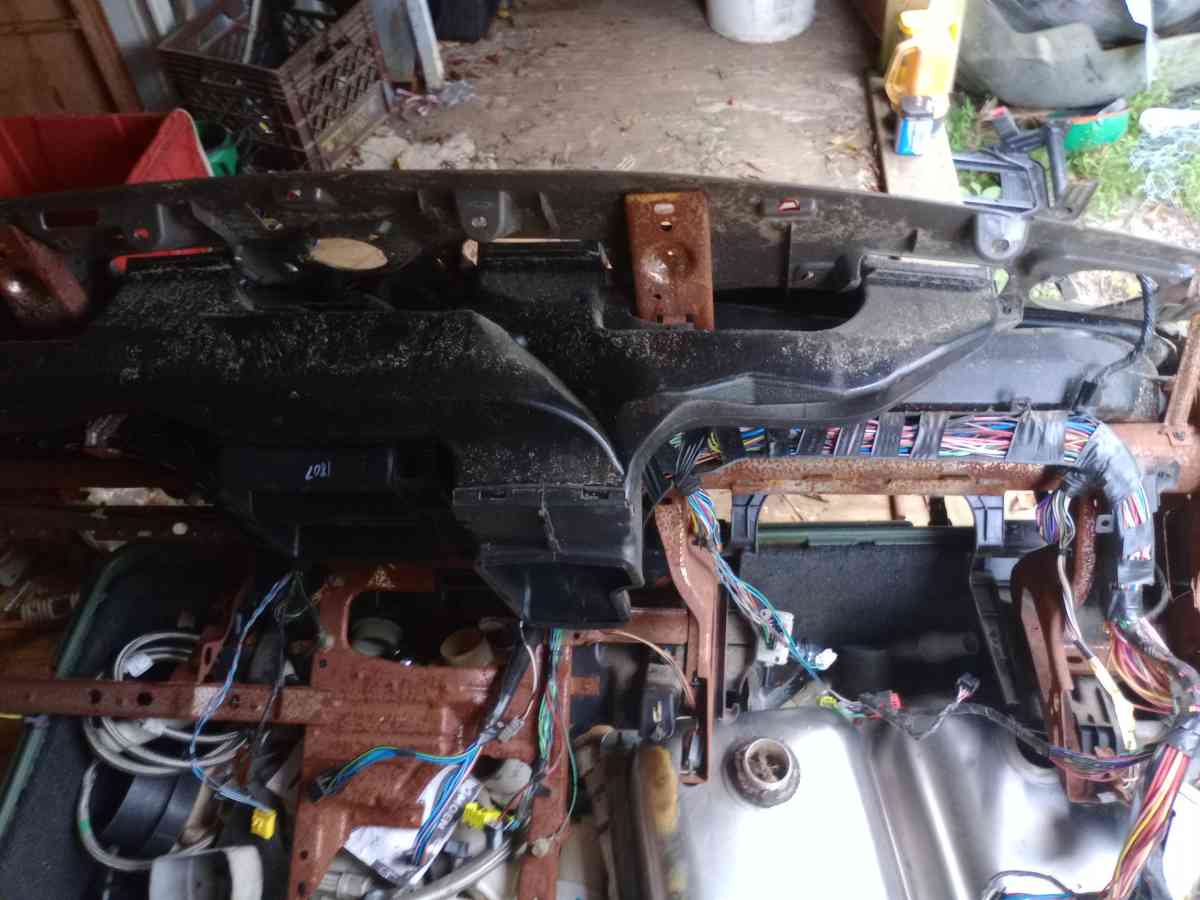 complete dash assembly and wiring harness for 04 dodge 1500