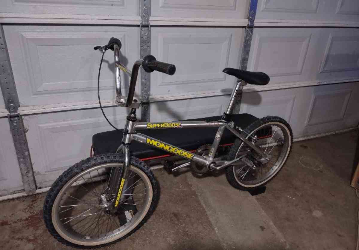 1996 mongoose super goose racing bike