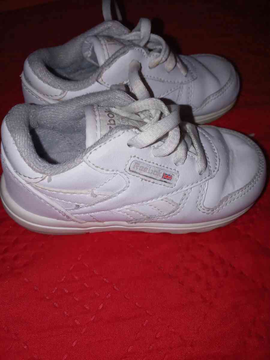 Reebok shoes toddler size six and a half