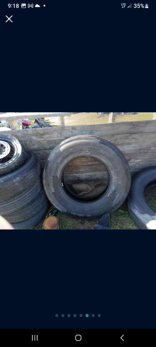 295 75 22 5 11 R 22 5 11 R 24 5 Tractor Trailer Tires