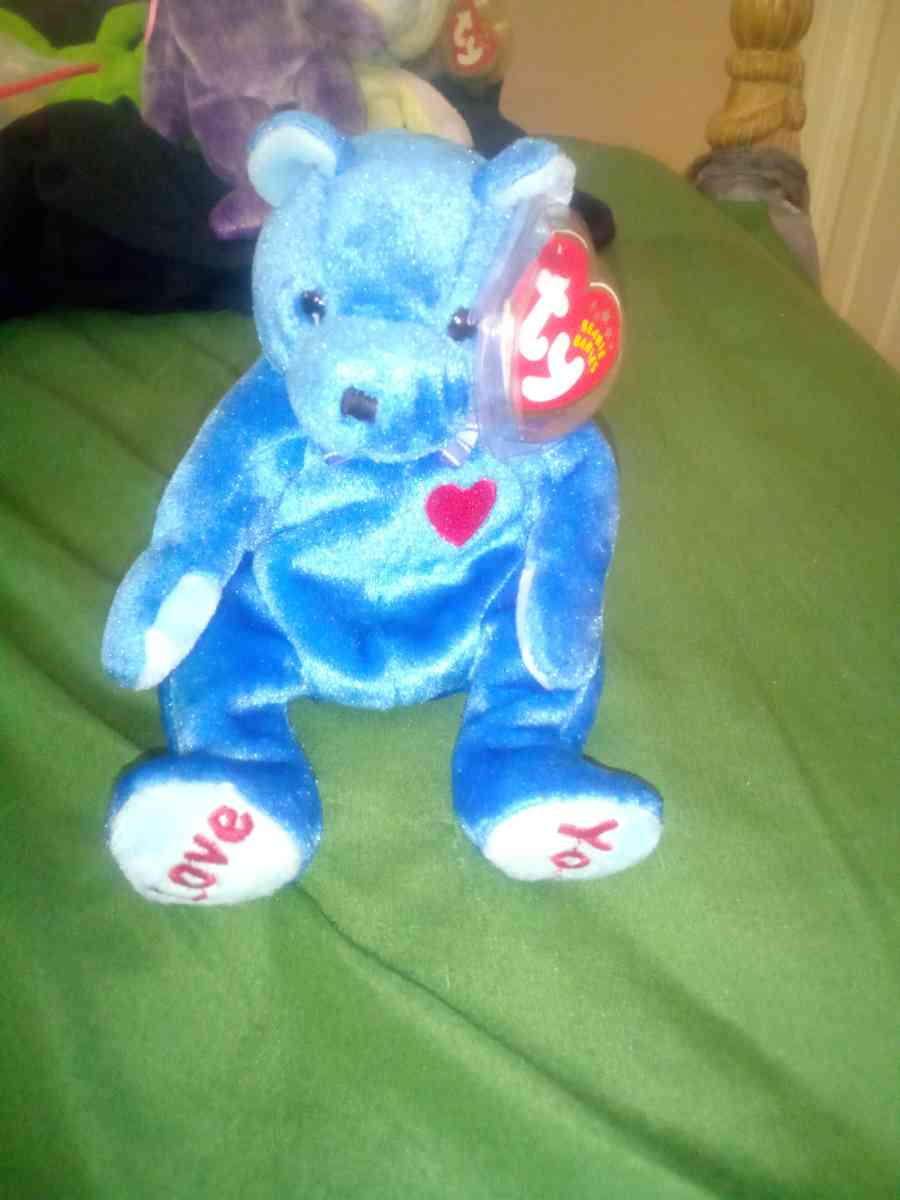 2002 Ty beanie babies Dad e mint selling collection off