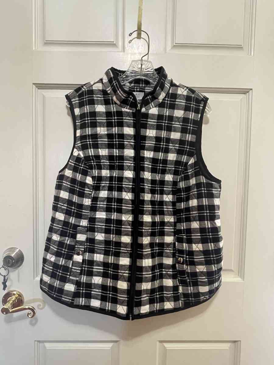 Croft and Barrow Outerwear Vest WOMENS size XL