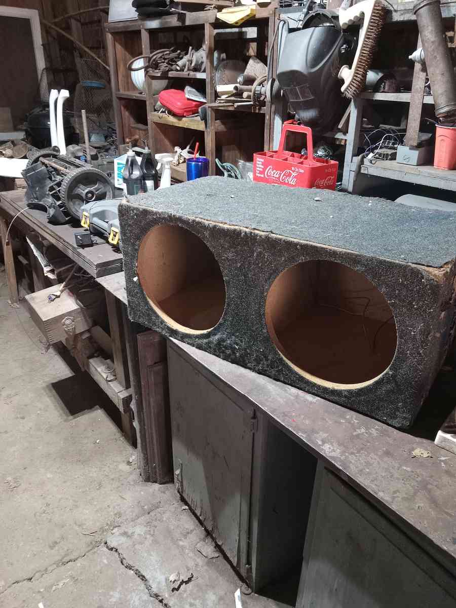 speaker box for 10 inch subs