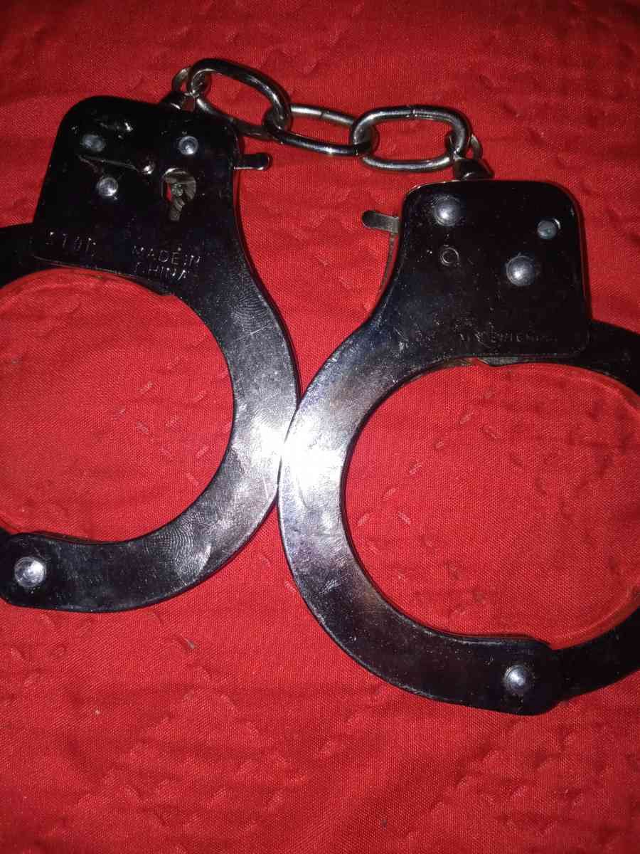 stainless steel handcuffs