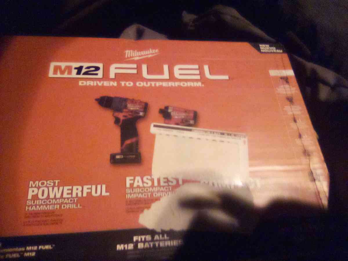 M12 fuel Milwaukee combo kit