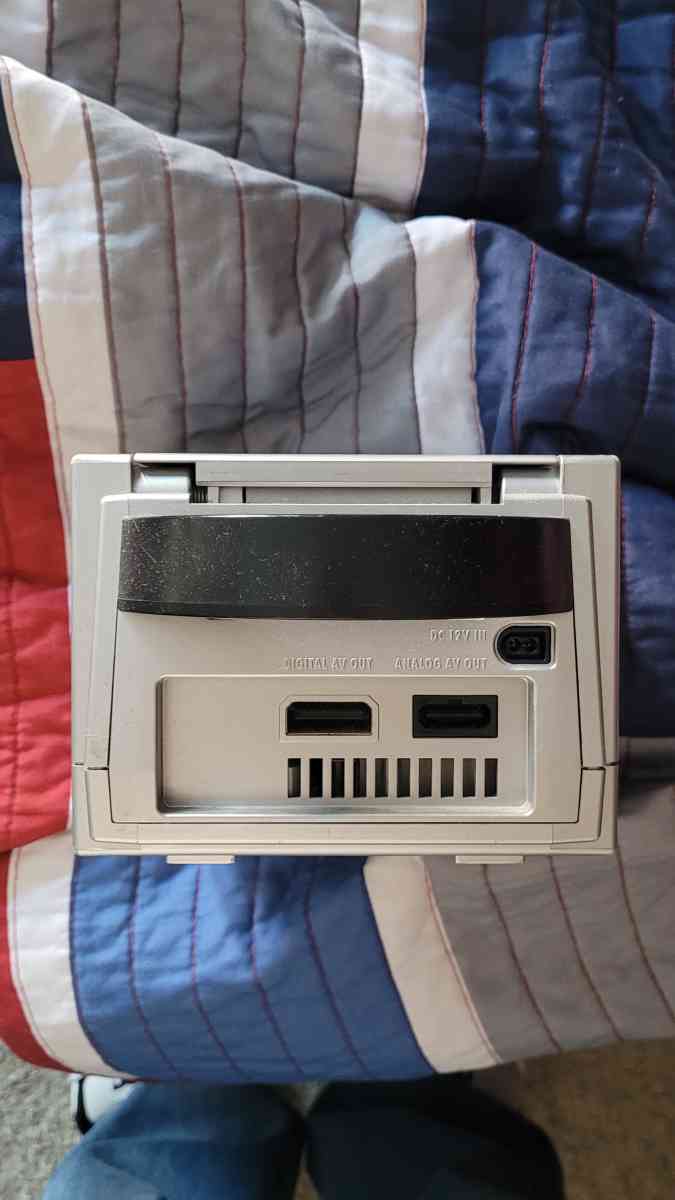 Nintendo GameCube silver console