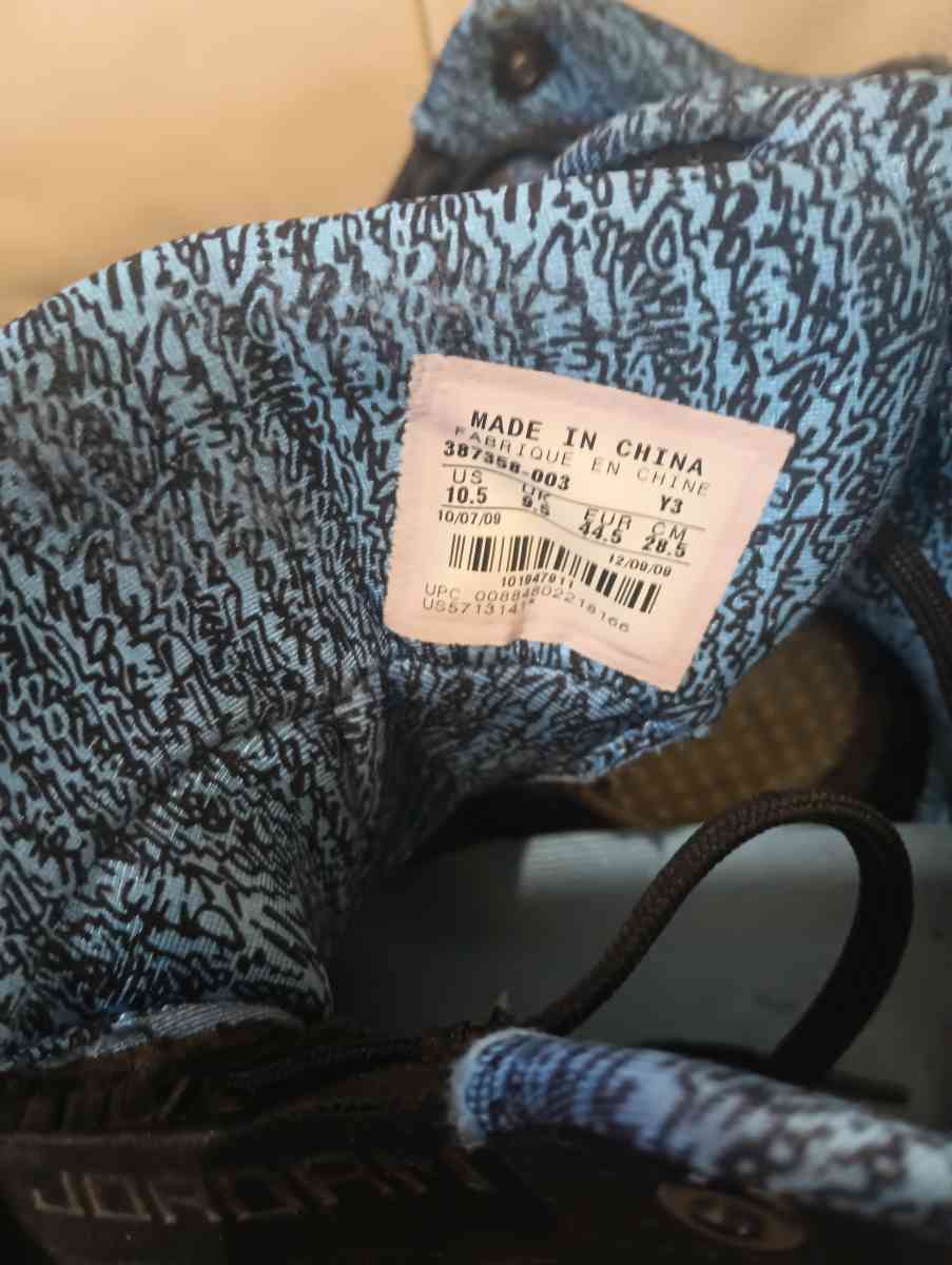 Jordan high top tennis shoes