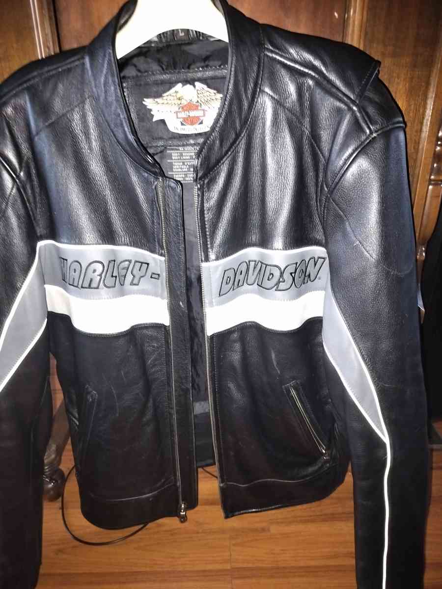 Mens leather HarleyDavidson coat
