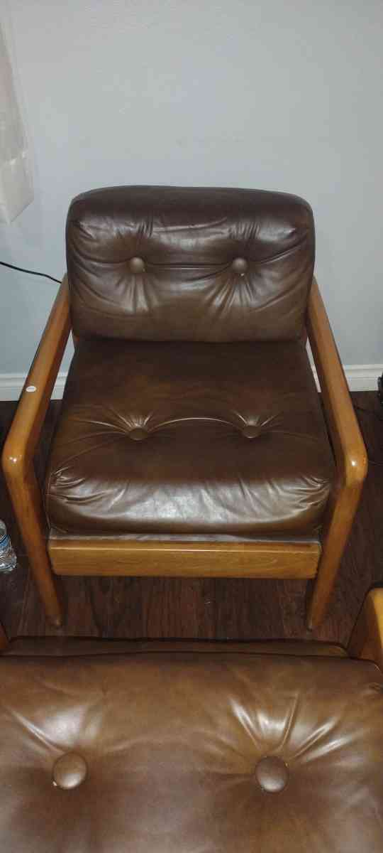 paoli brown leather armchair