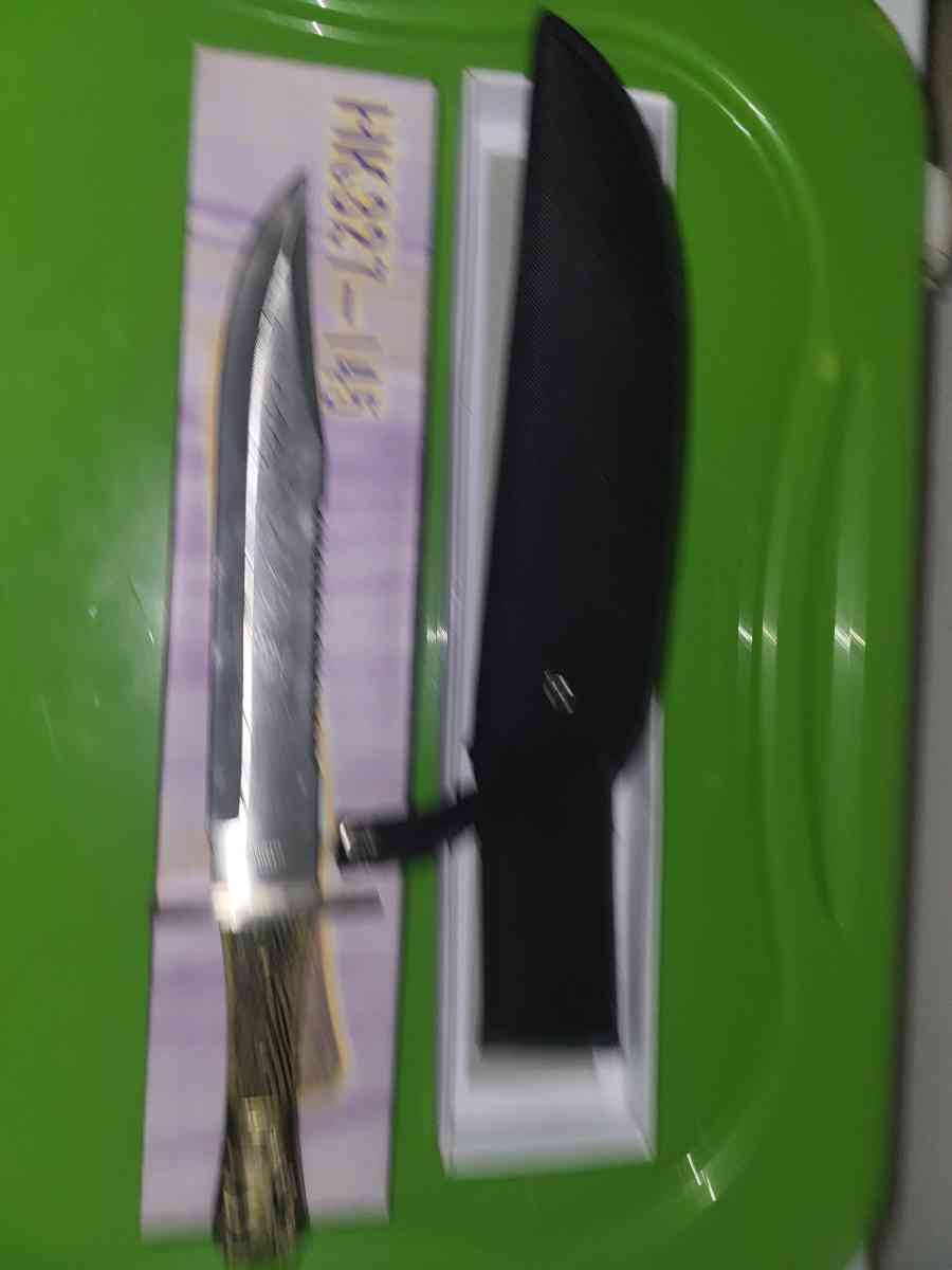 fixed blade knife w sheath