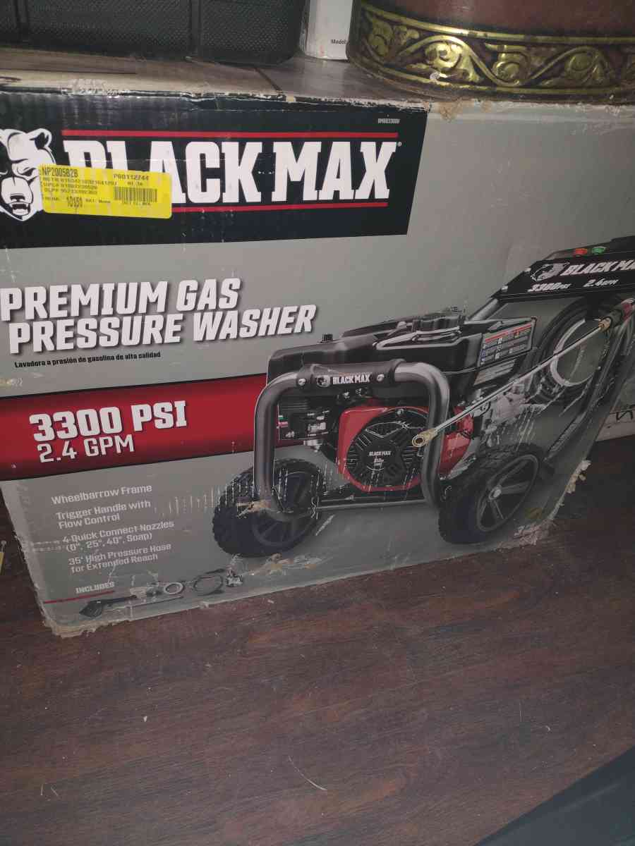 Black Max gas 3300psi pressure washer