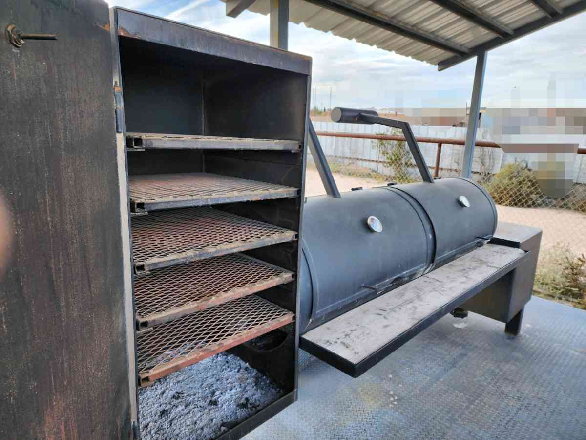 BBQ pit with trailer