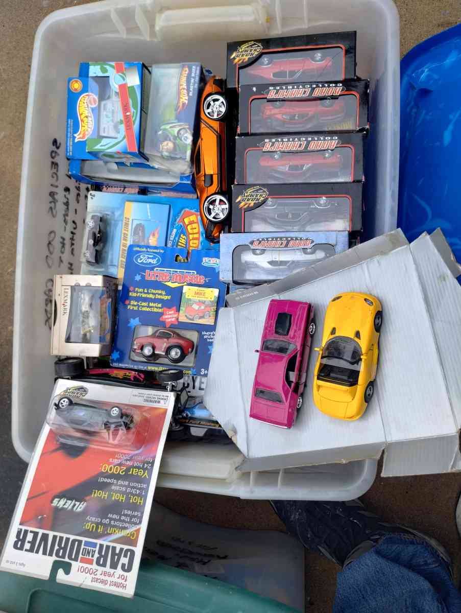 Hot Wheels and other diecast cars and trucks
