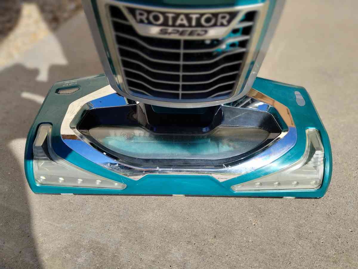 Shark Rotator Speed Bagless Vacuum Cleaner with tools