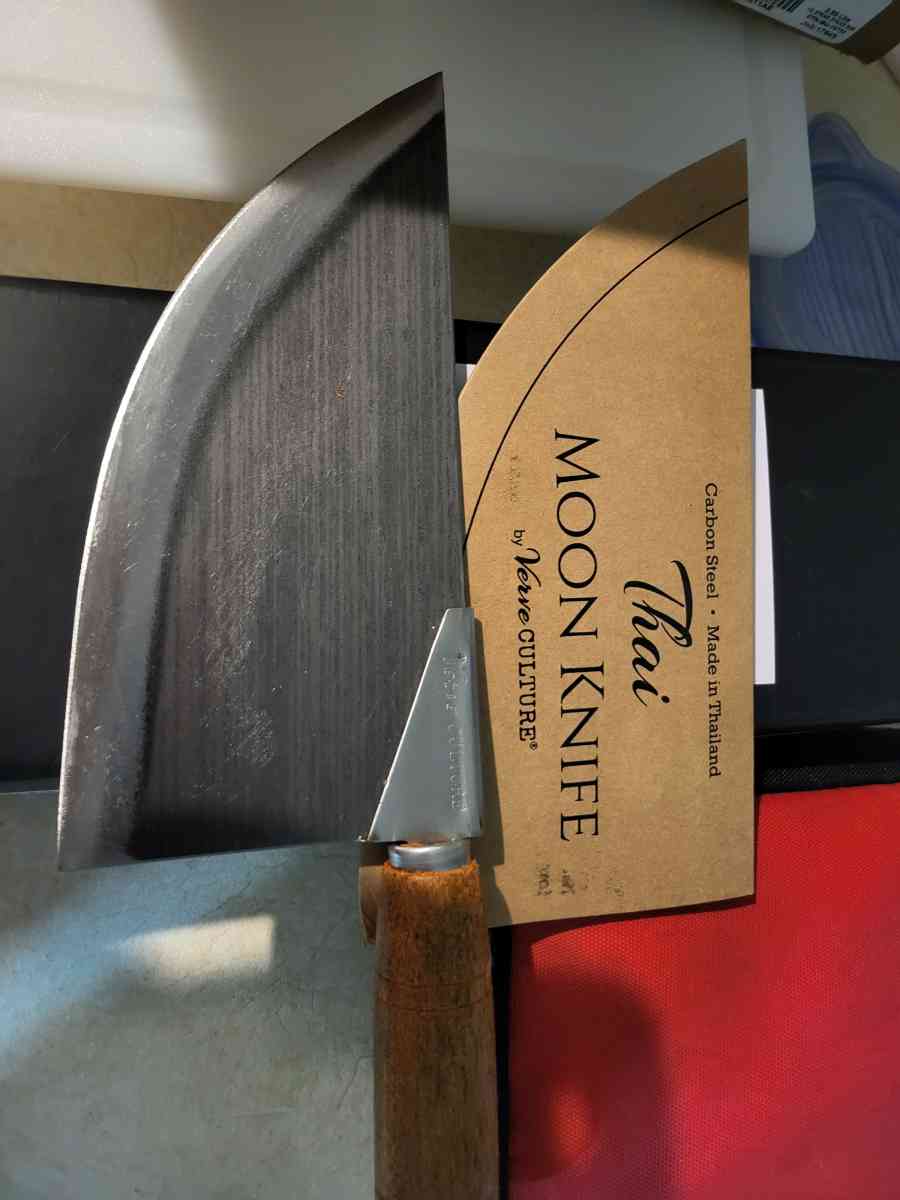 moon knife