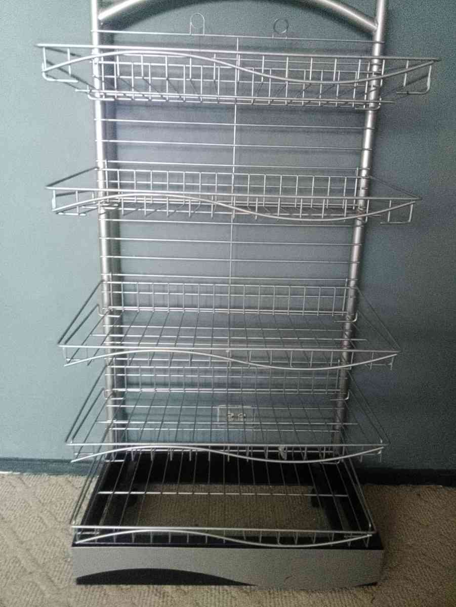 metal shelving with removable and adjustable shelves
