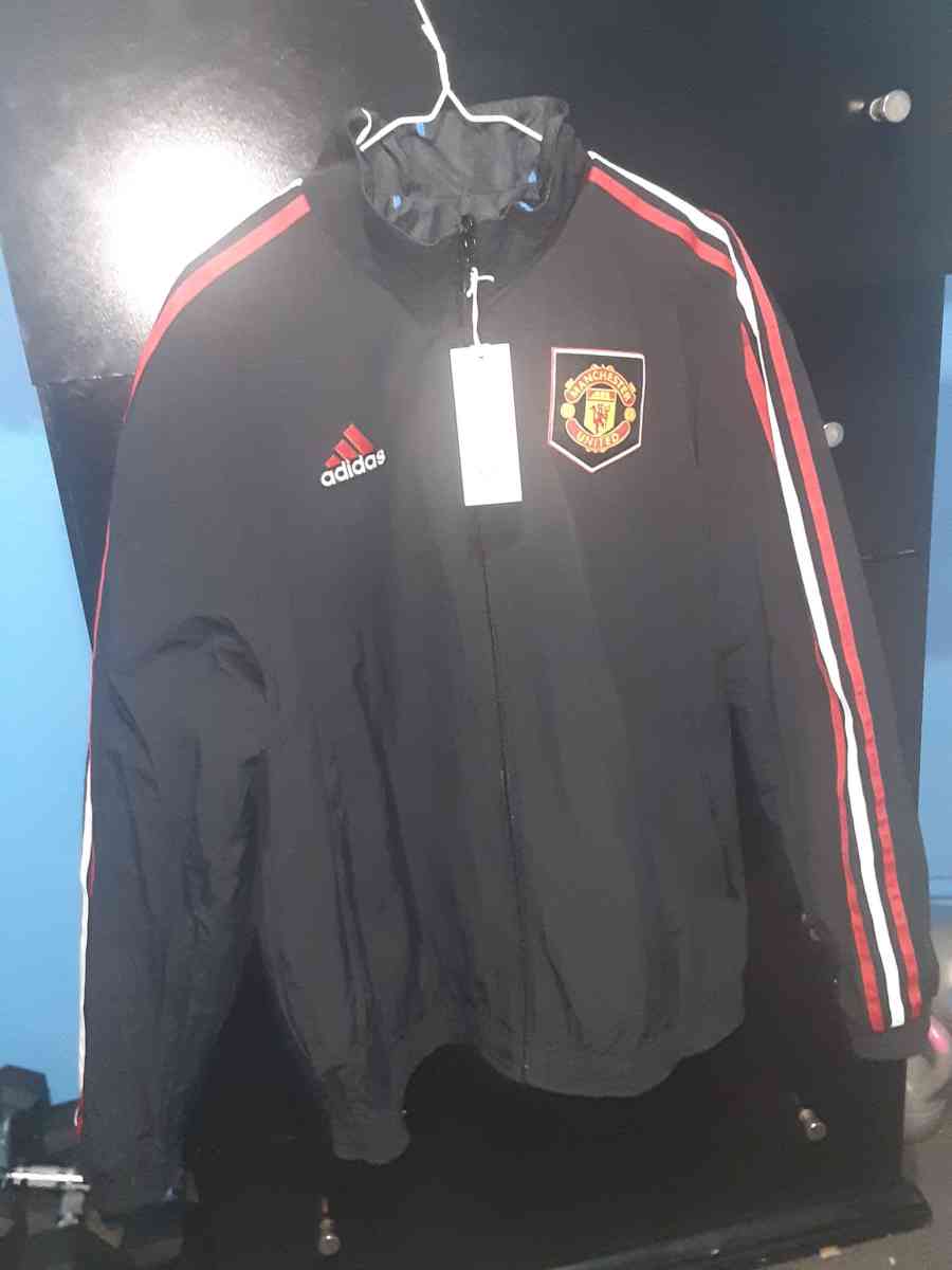 Manchester united jacket double side size xl