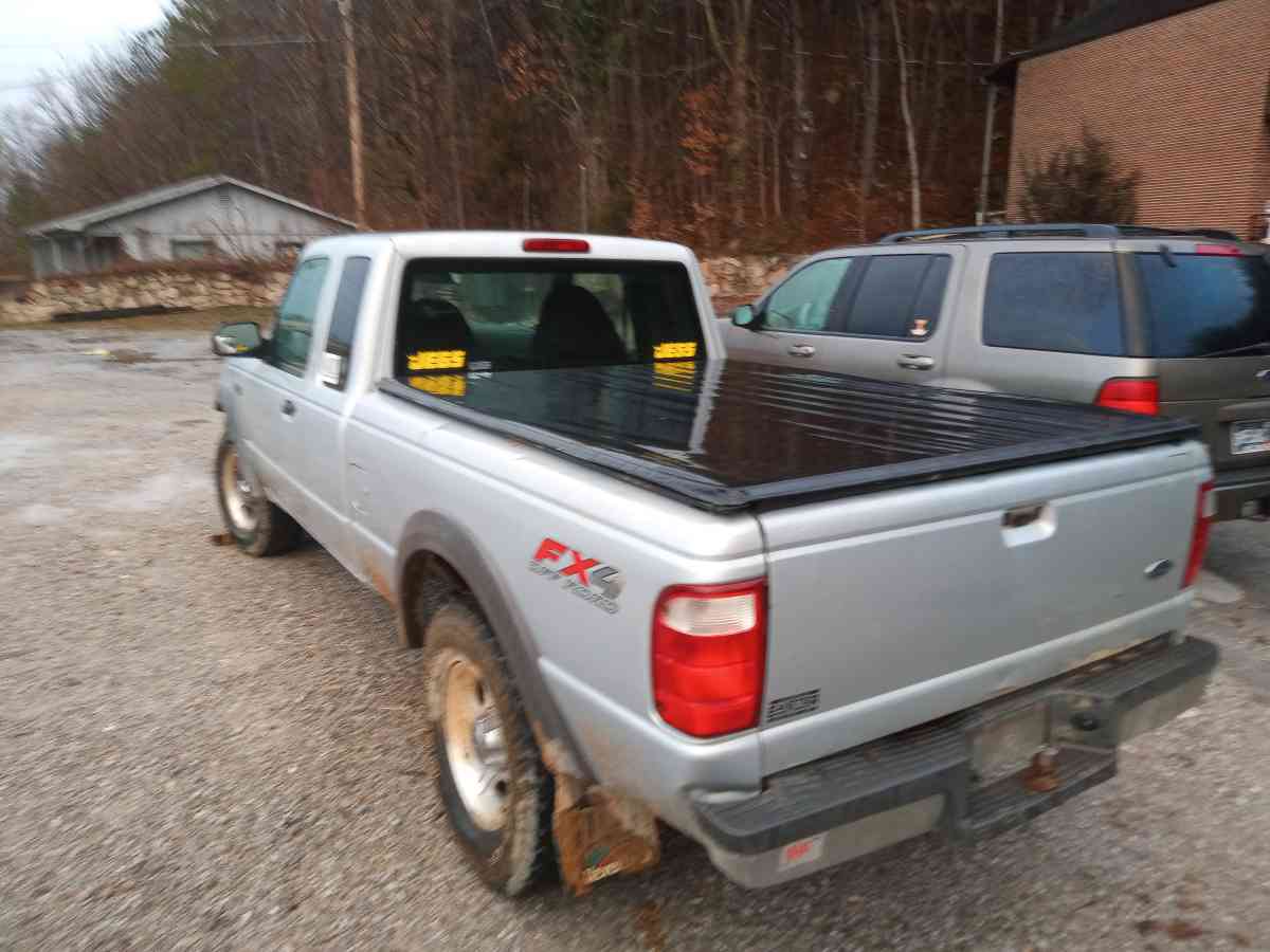 03 Ford extended cab