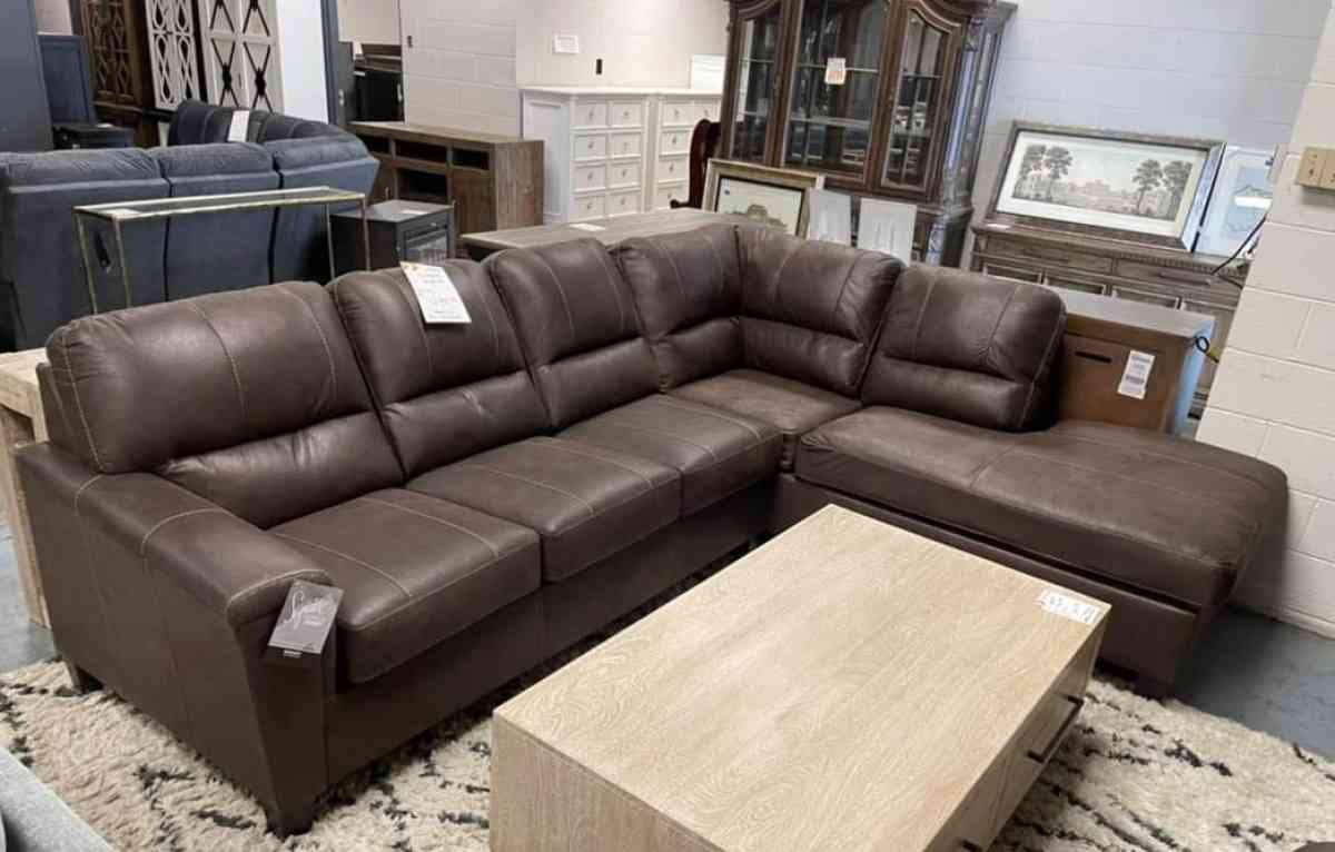 Brown Leather Raf Sectional seccional couch