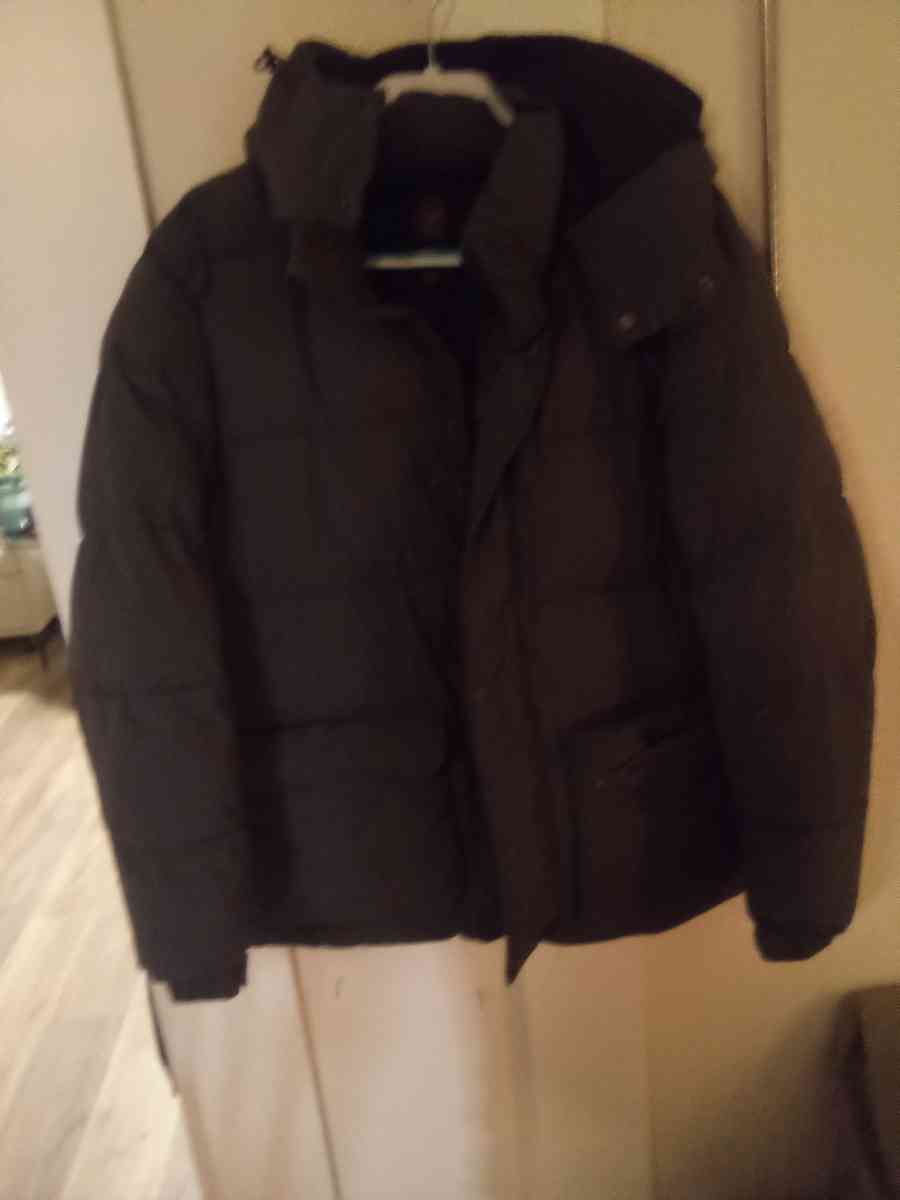 Kswiss coat with hood waterproof like new very worm and dry