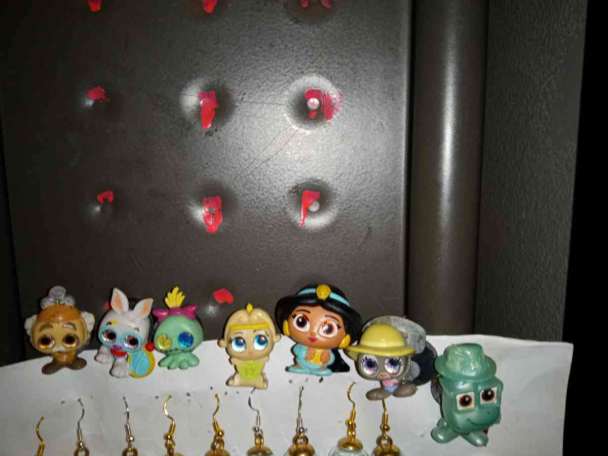 Expressive Fun and Collectable Unique Magnets