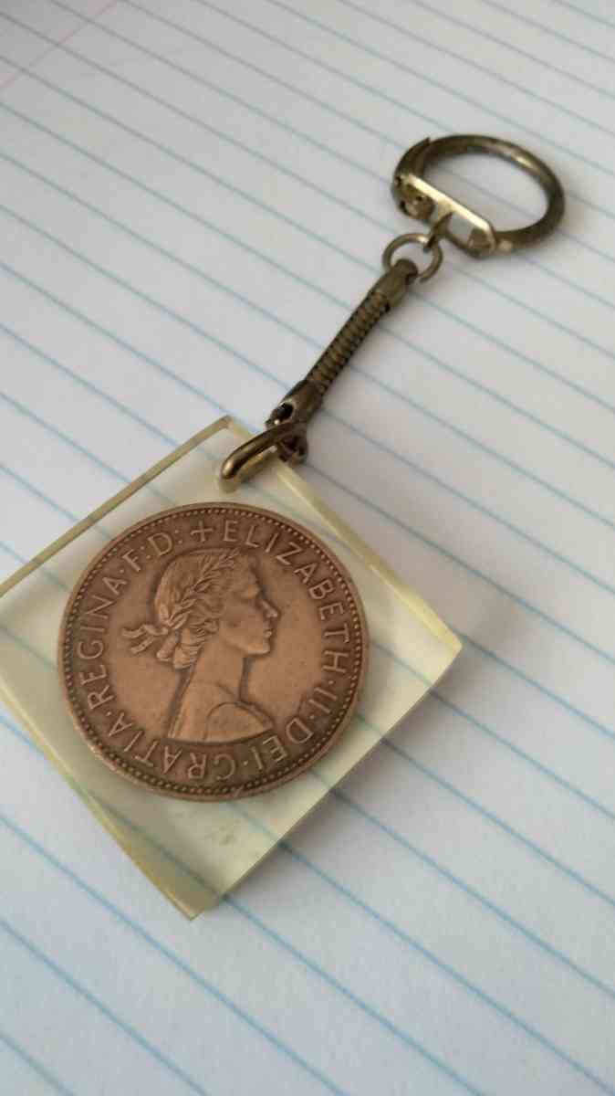 old vintage 1967 penny Elizabeth keychain