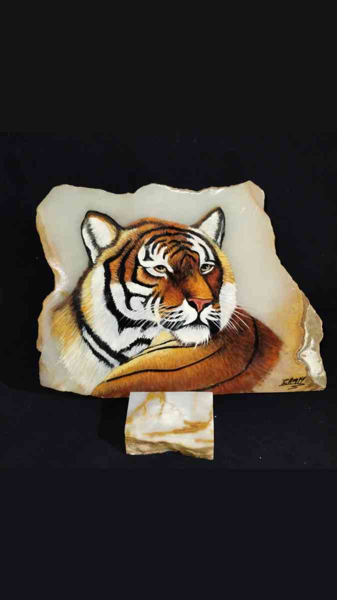 Large Quartz Hand Painted Vintage Tigers Head