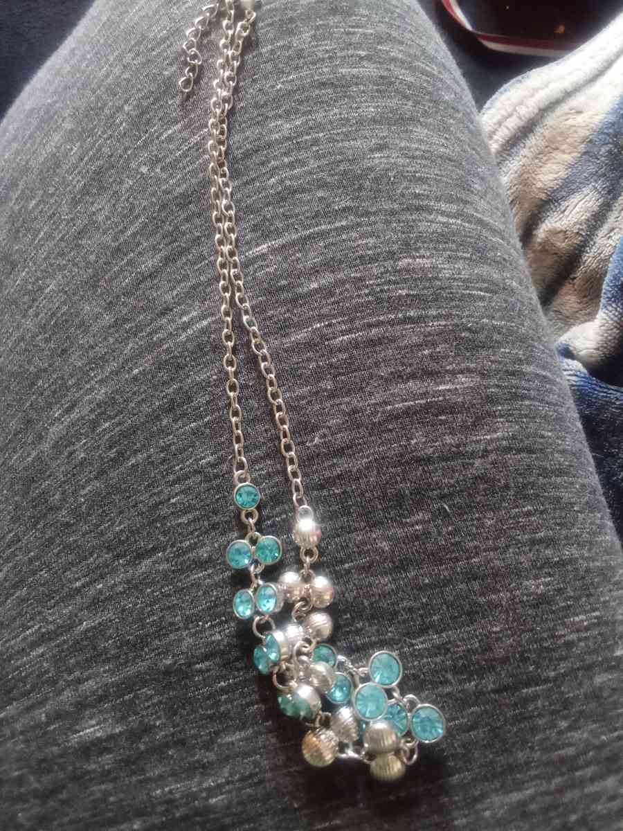 womes necklace