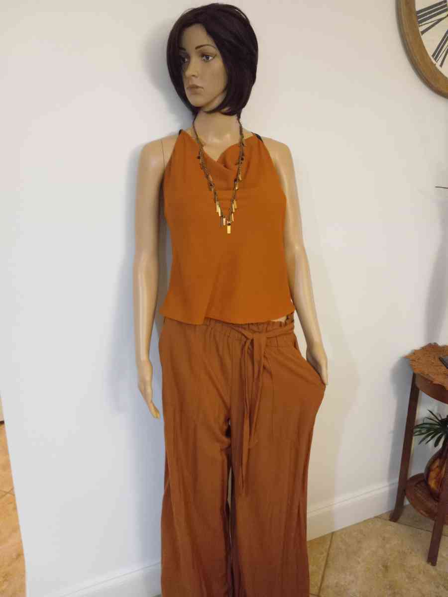 Dresses - West Palm Beach, Florida - FleaMarketBay