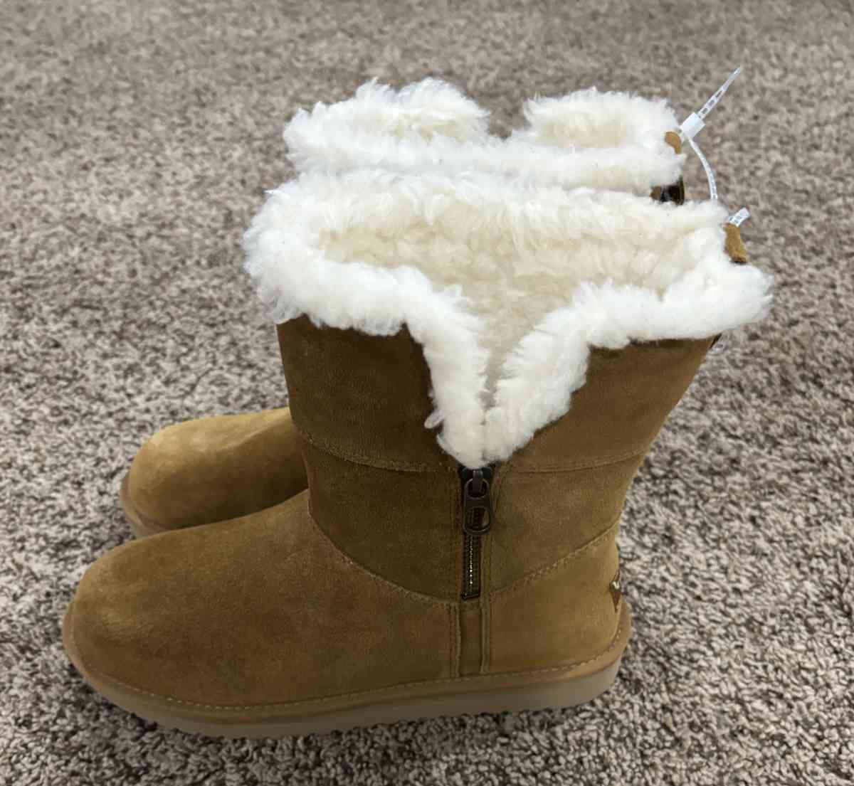 BRAND NEW WOMENS UGG BOOTS