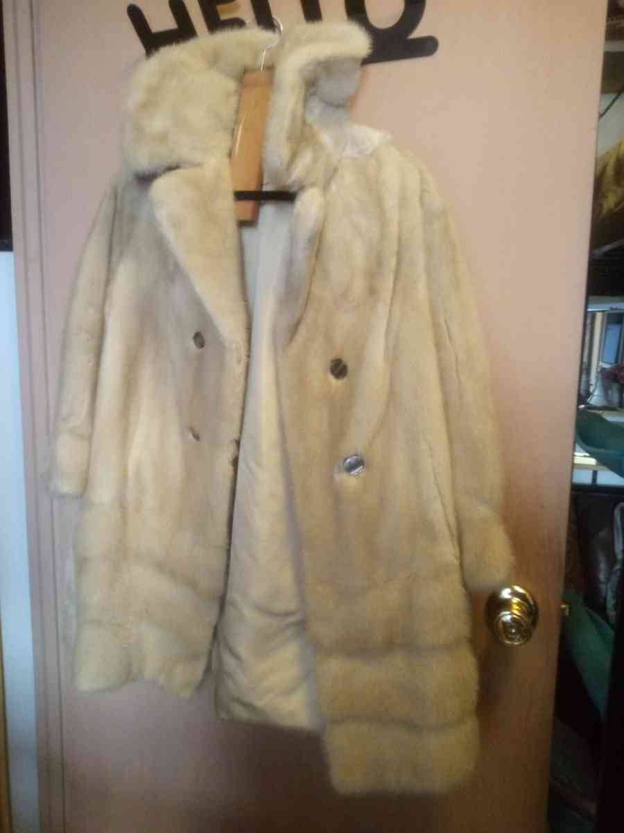 Mink vintage short coat