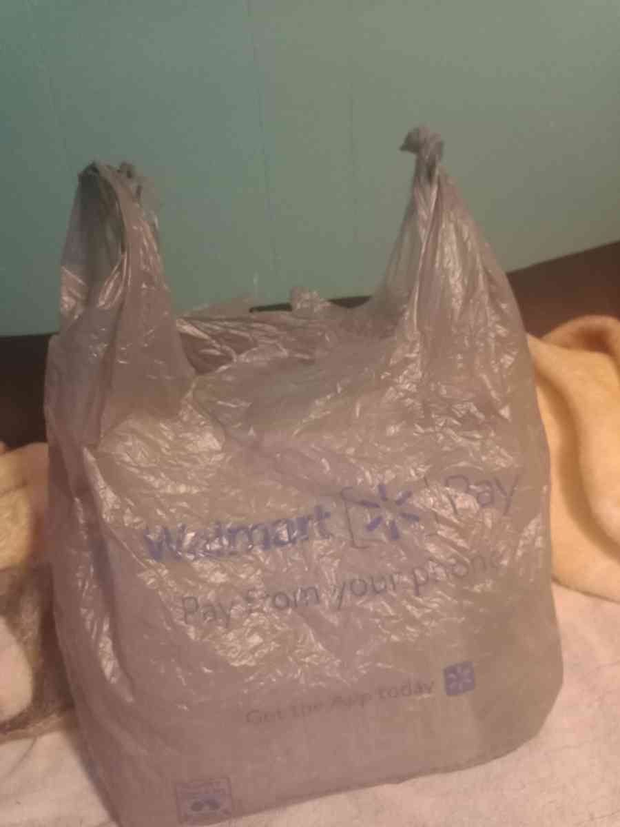 1 small bag of womens clothes size XSmall