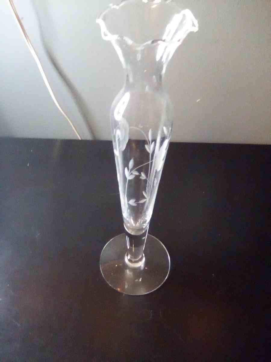 Heritage by Princess House Bud Vase