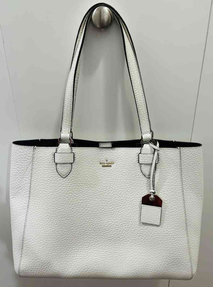 BRAND NEW VERY LARGE KATE SPADE TOTE BAG