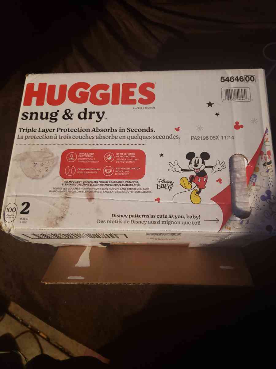 huggies snug and dry  size 2