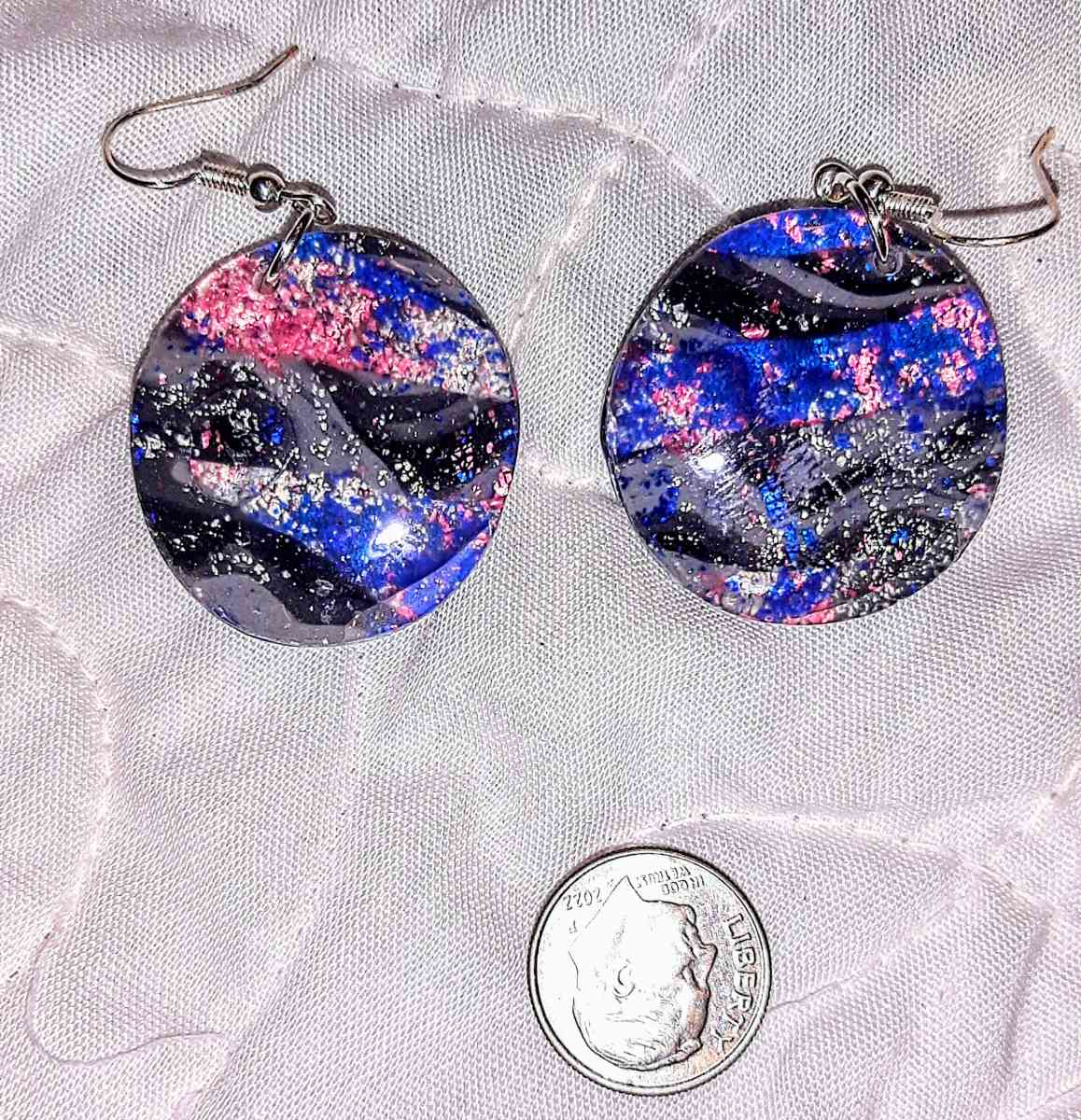 Circular abstract earrings