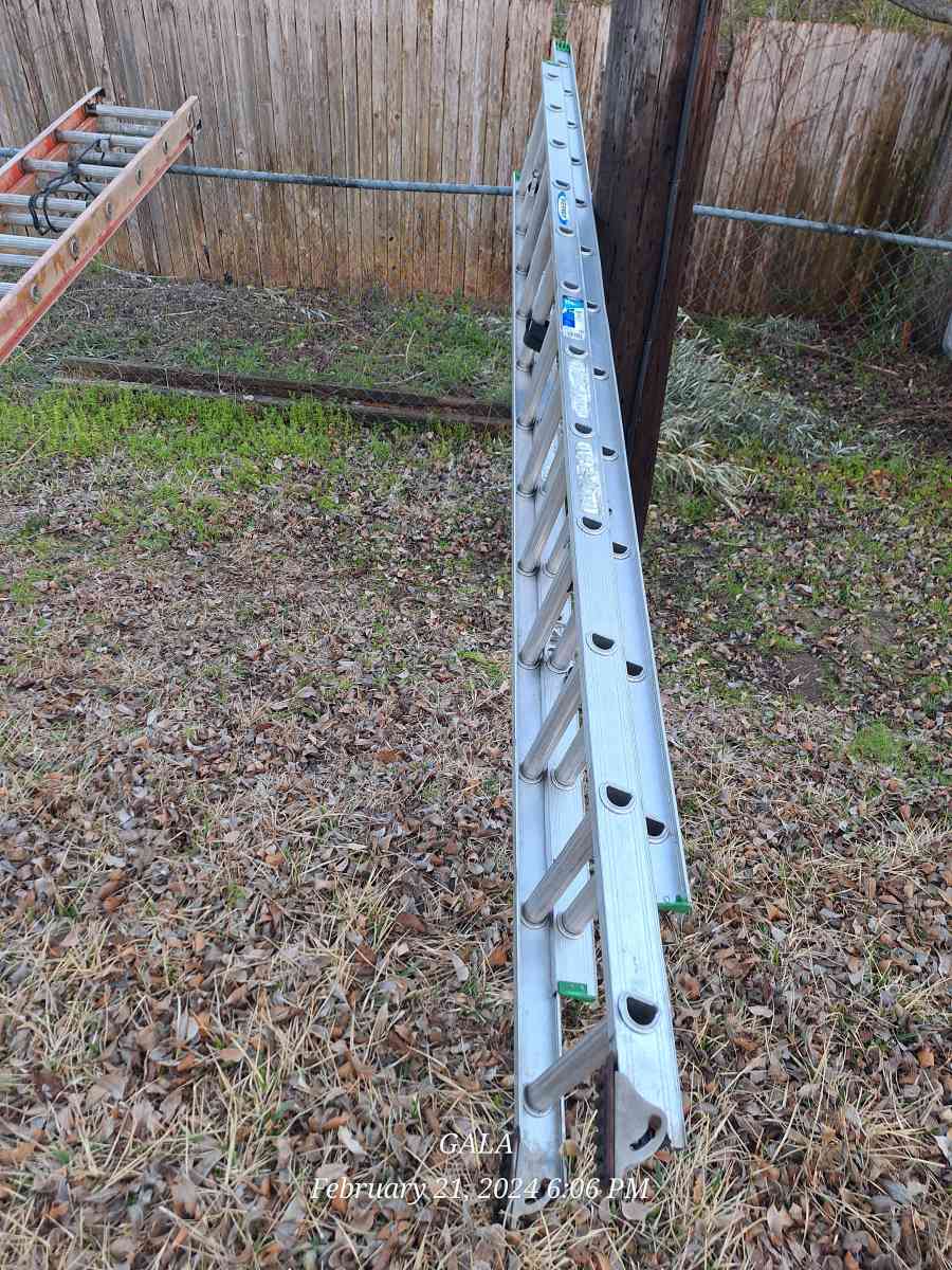Warner aluminum 24 ft ladder