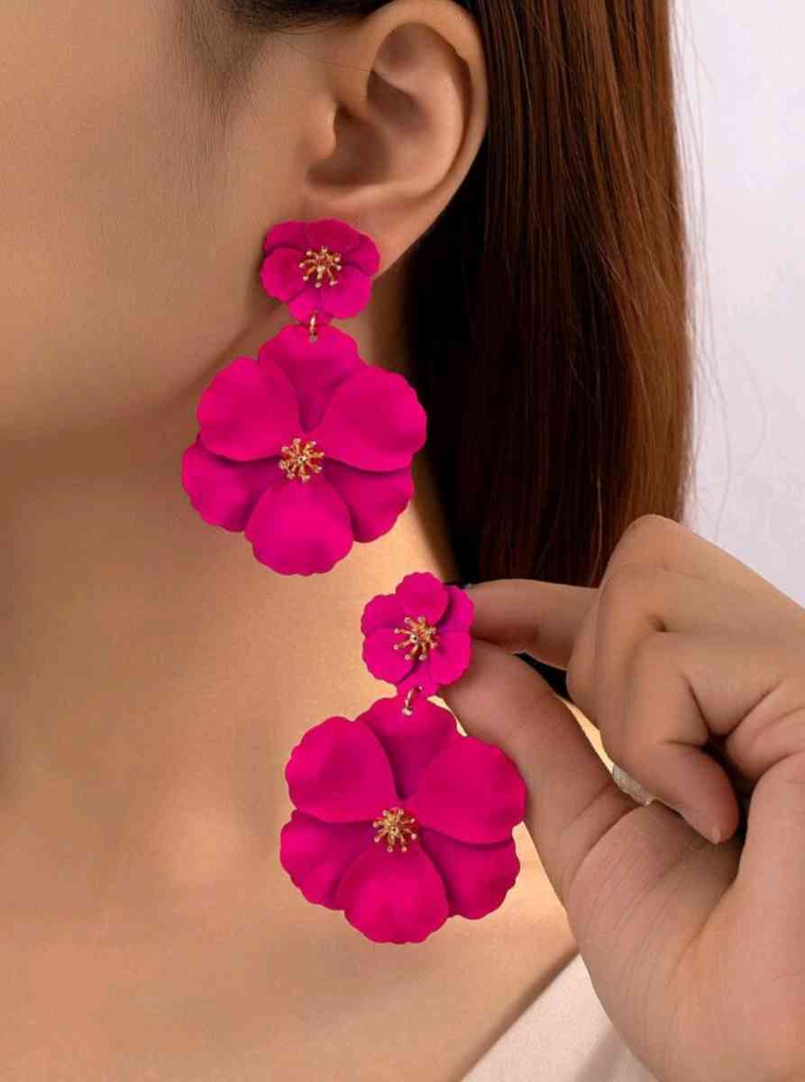 2pcs Flower Drop Earrings