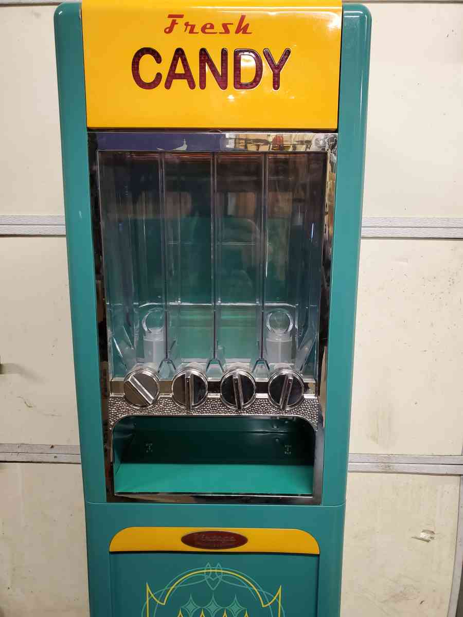Free Standing Light up Candy Dispenser Like New