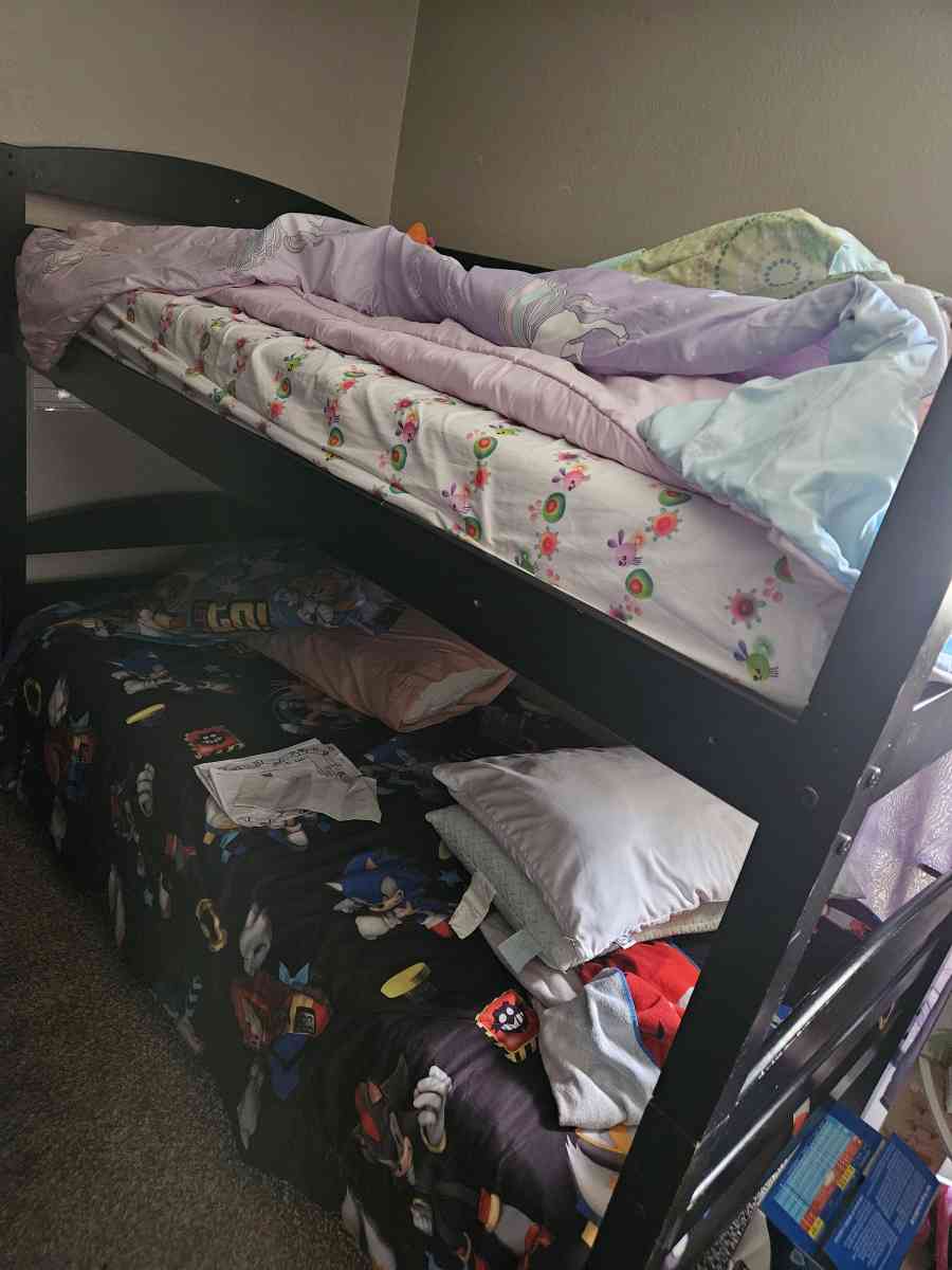 mainstays twin bunk beds