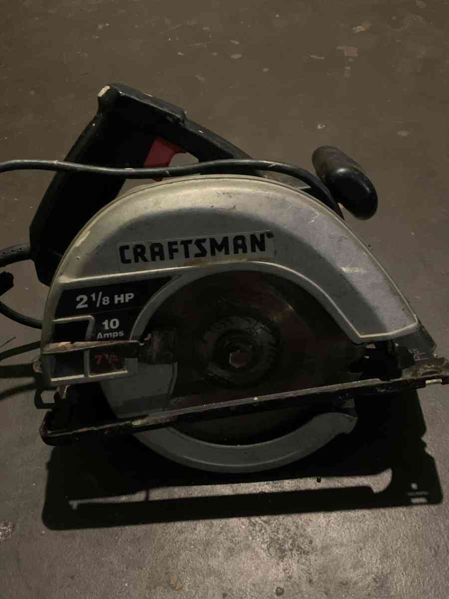 Craftsman circular saw  7 and 1 4th 120v