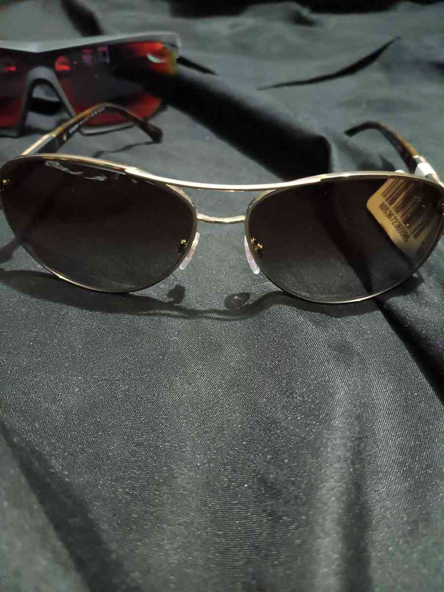 brand new Burberry sunglasses