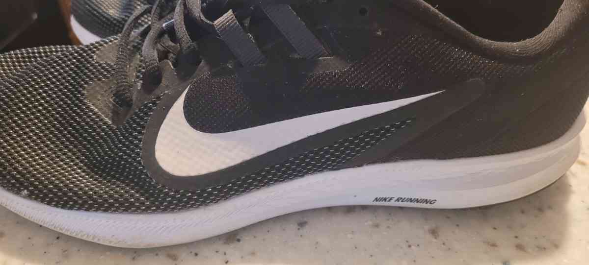 Nike Sneakers Size 11