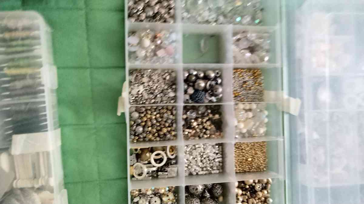 lots of gems and stones to make jewelry